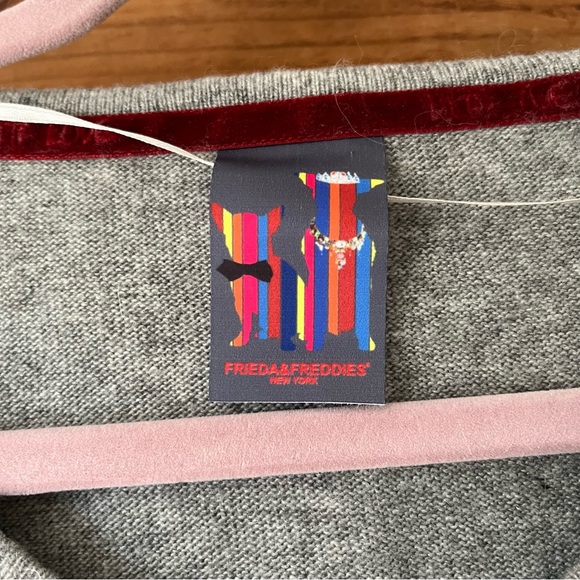 Sweater with sequins - Picture 3 of 5